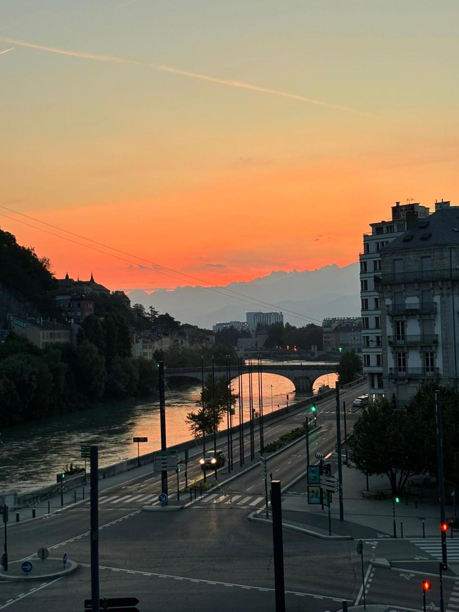 Le Telepherique, Vue Bastille, 6 Pers, 300 M Gare Grenoble Ngoại thất bức ảnh